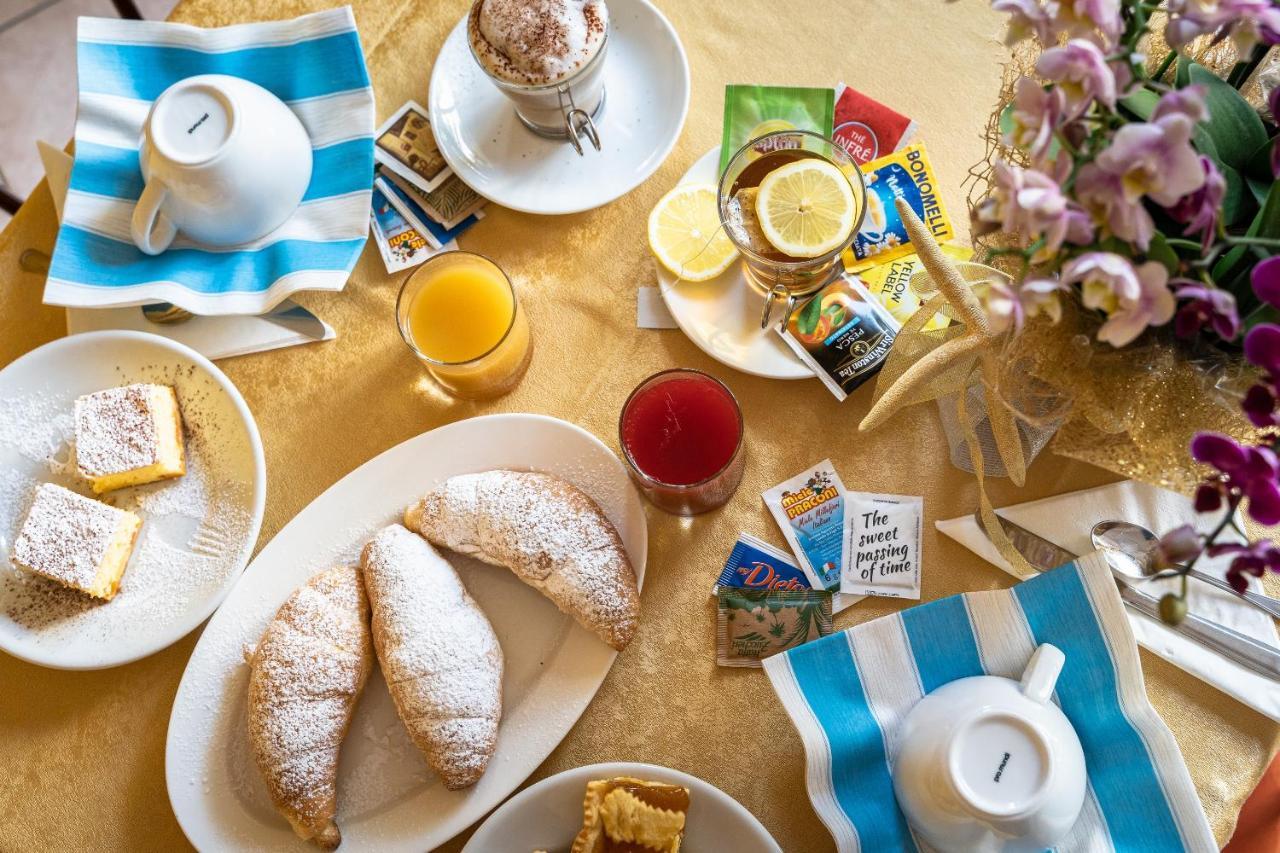 Hotel Zanella Cervia Zewnętrze zdjęcie